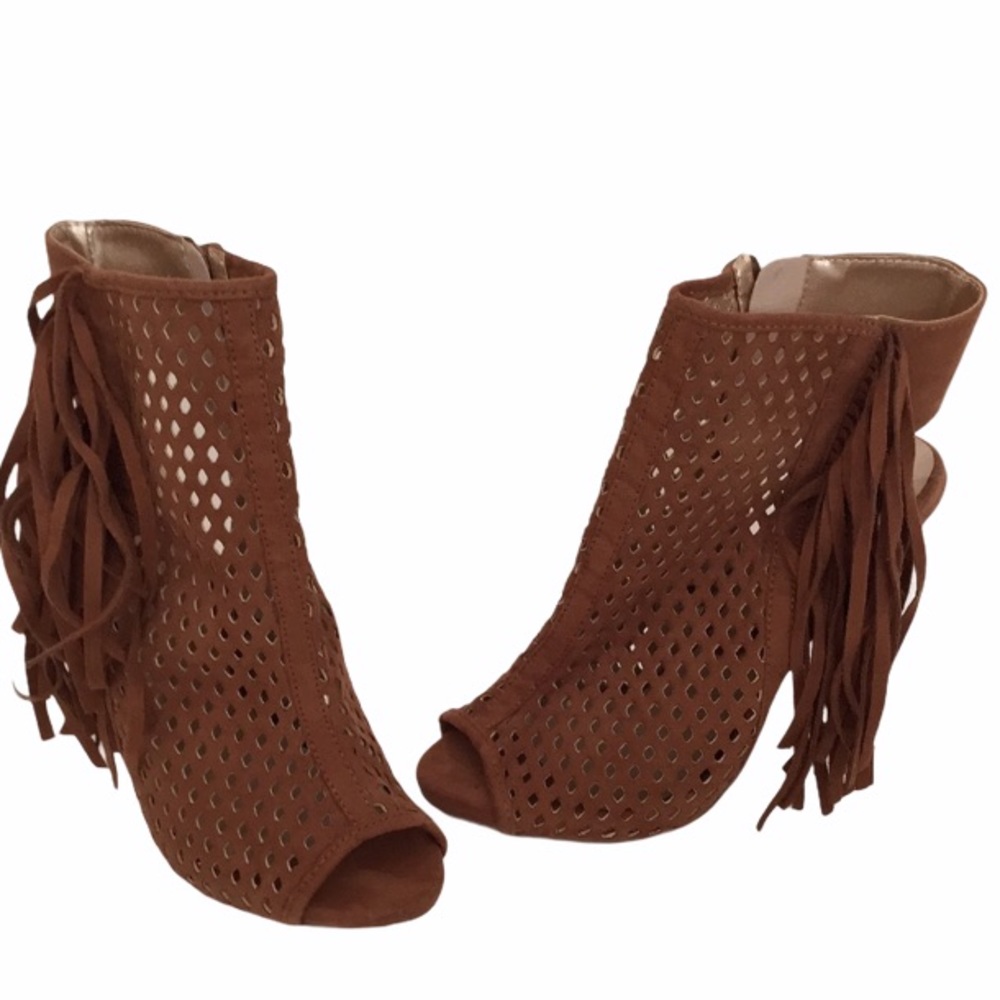 SHI by Journeys Tan Perforated Faux Suede Fringe Peep Toe Booties 6.5